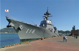 Tàu hộ vệ Fuyuzuki của Nhật Bản thăm Cảng quốc tế Cam Ranh